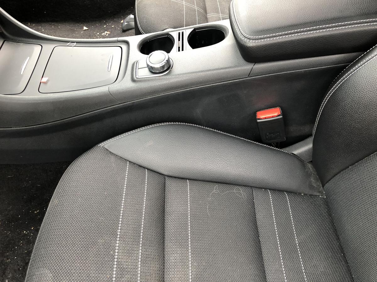 Mercedes CLA C117 bis 16 Sitz vorn links Fahrersitz Stoff Leder Artico Memory