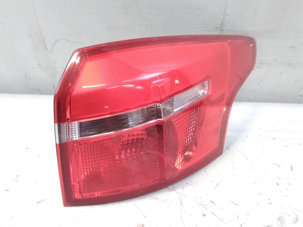 Ford Focus 3 Kombi Facelift original R&uuml;ckleuchte Heckleuchte rechts BJ2015