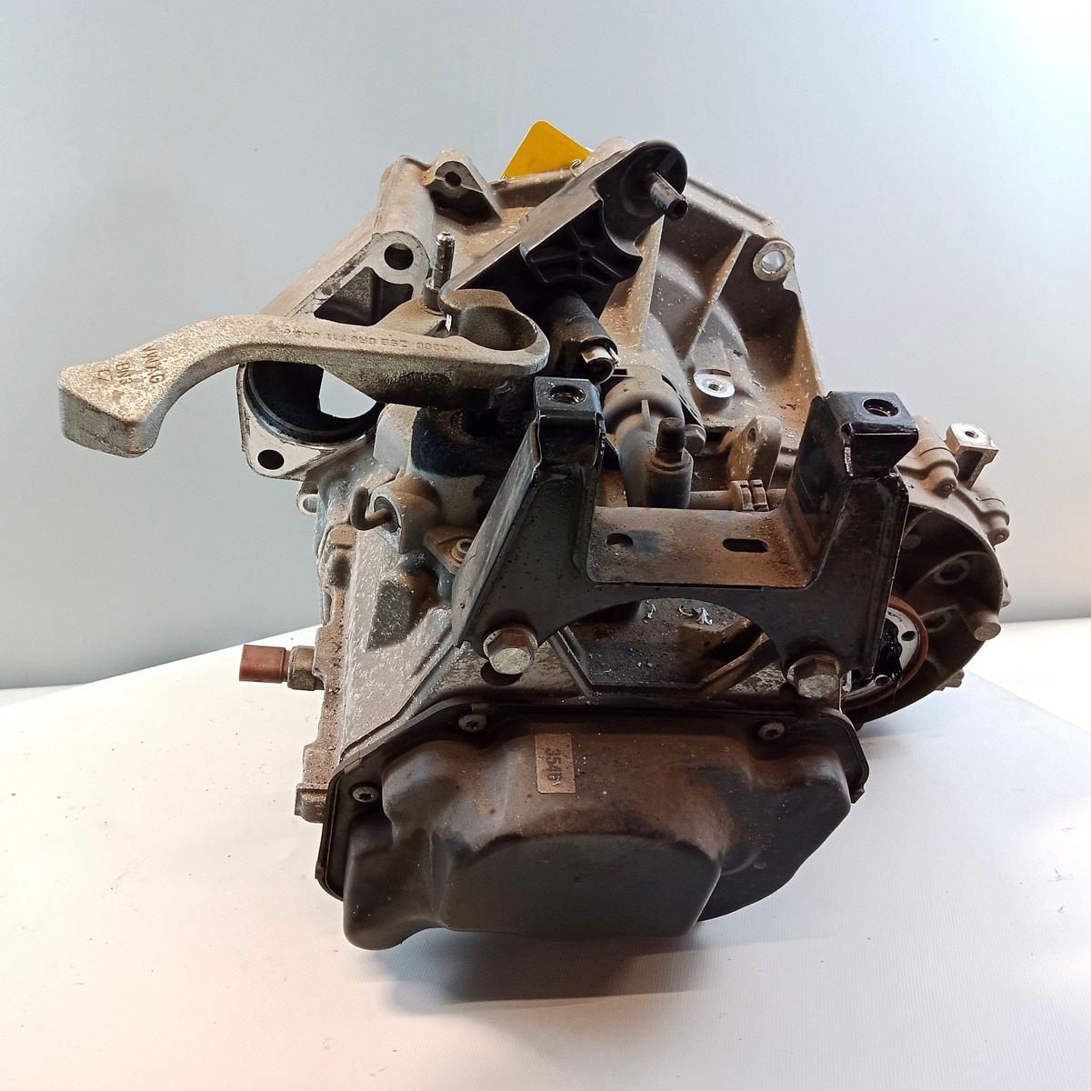 Skoda Fabia 5J LNR Getriebe Schaltgetriebe 5 Gang 1.2 44kw 83847km BJ2013