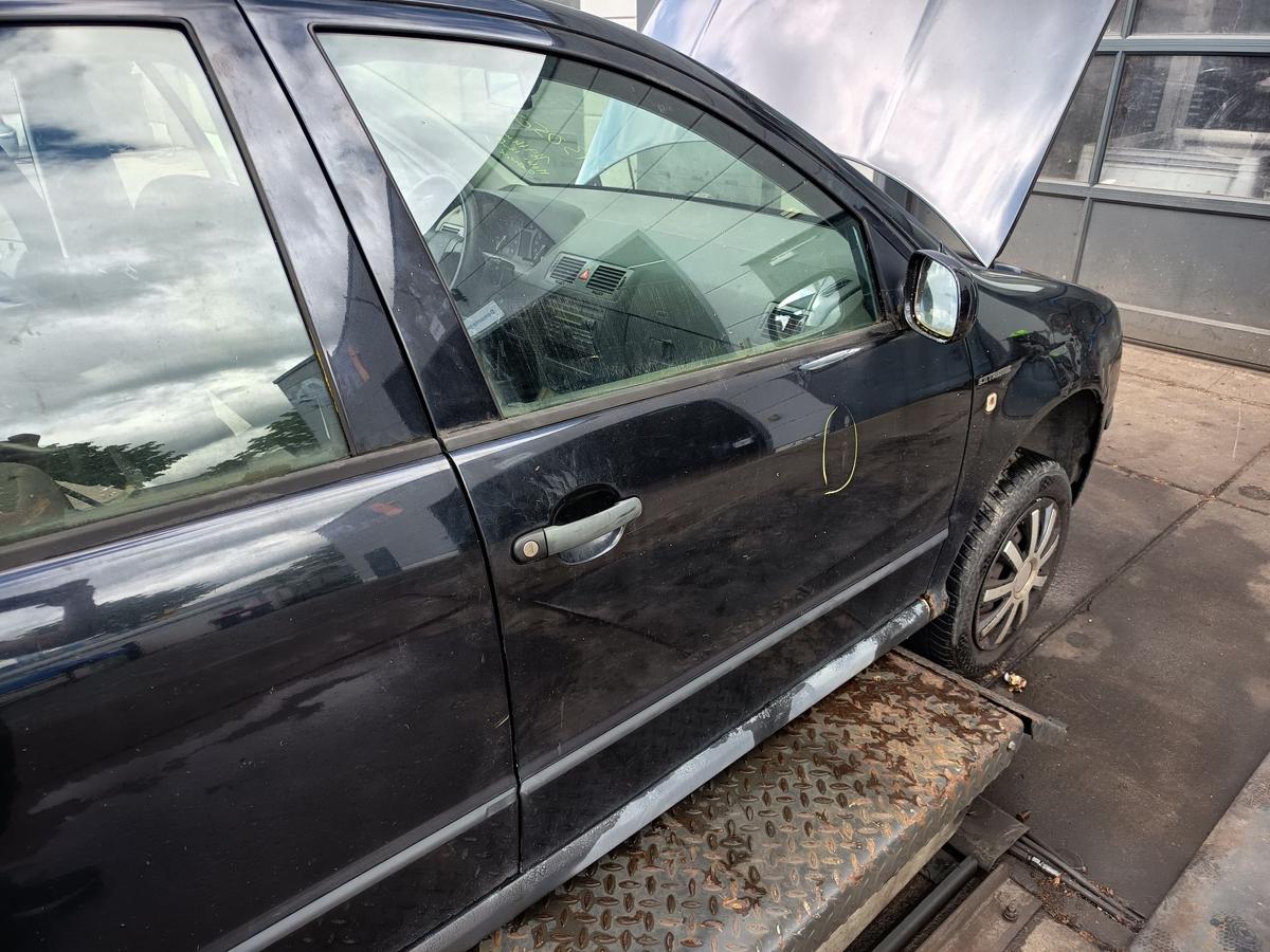 Skoda Fabia 6Y original T&uuml;r vorn rechts Beifahrer Rohbau F9R Black Magic Bj 2004