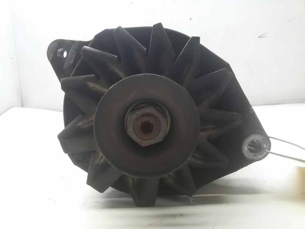 Renault Clio Typ 57 BJ1995 Lichtmaschine Generator 2541117 VALEO