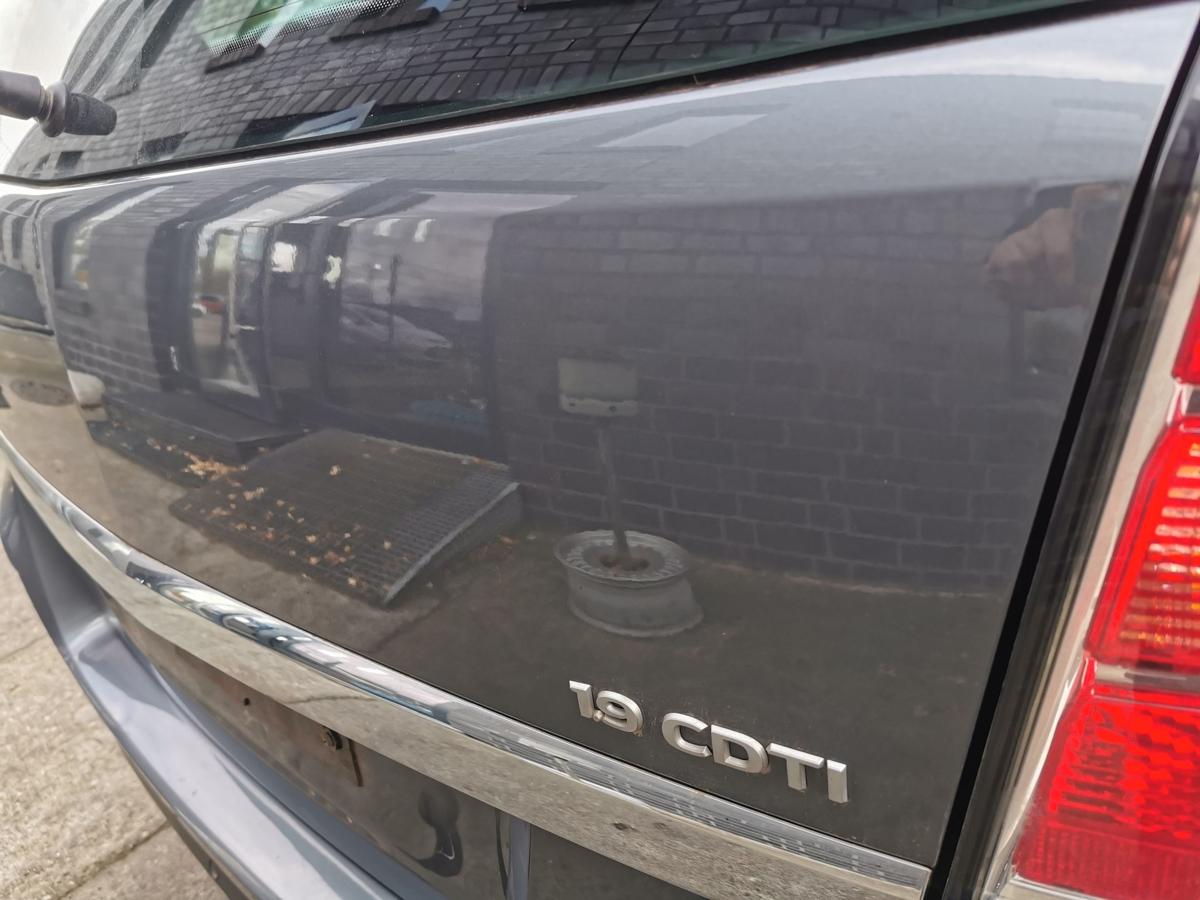 Opel Zafira B Heckklappe Klappe Deckel hinten Kofferklappe Z155 Moonland grau