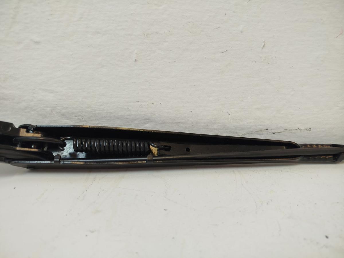 NIO EL6 Elektro SUV Wischerarm vorn rechts Scheibenwischerarm