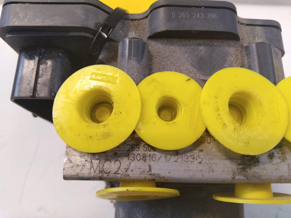 Tesla Model S original ABS-Block 6006363-00-C BJ2014