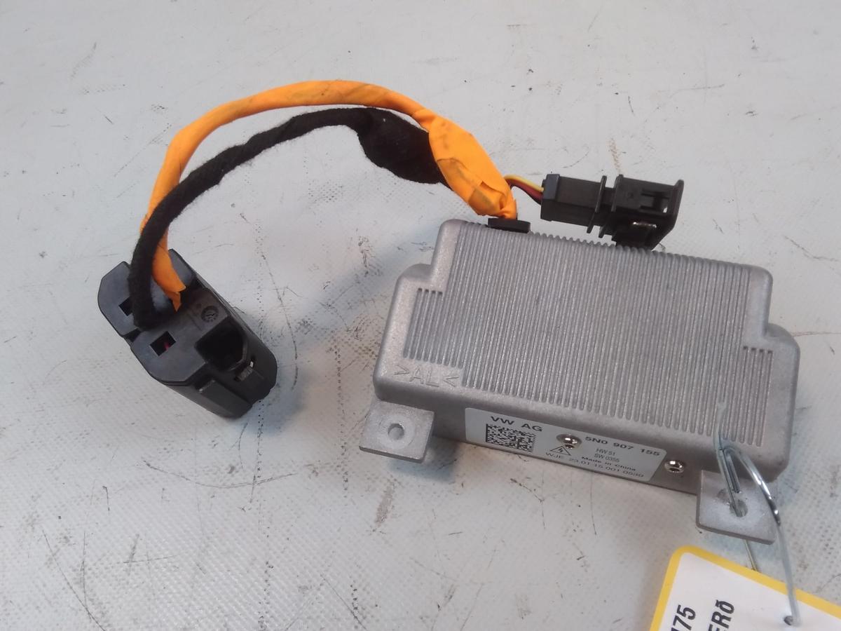 Seat Alhambra 7N original Spannungswandler mit 230Volt Steckdose Bj.2015