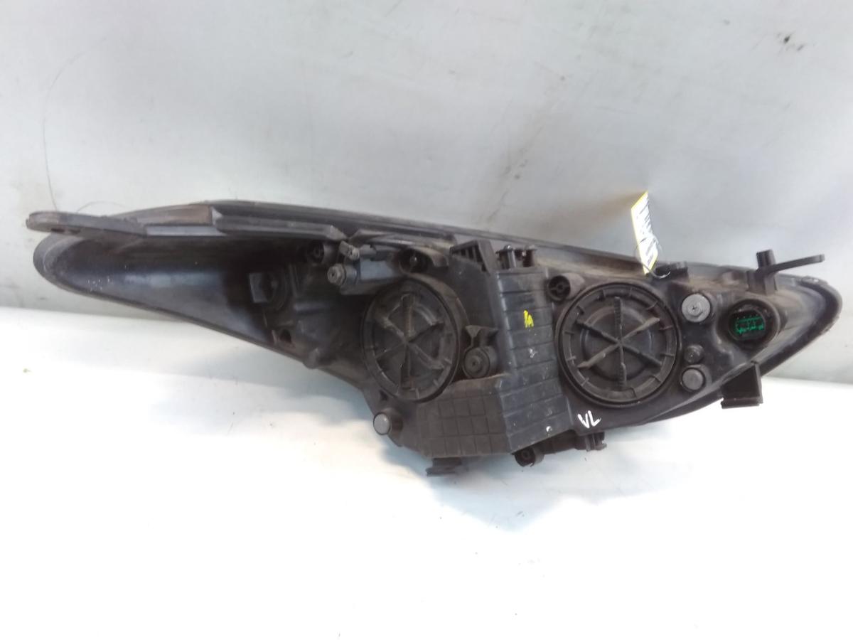 Hyundai i30 GD Kombi orig Scheinwerfer vorn links Halogen mit LWR Facelift BJ15