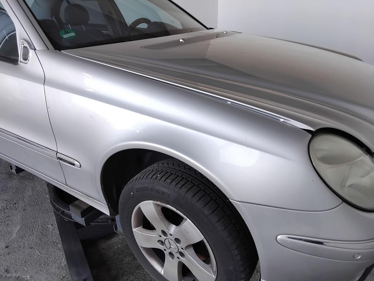 Mercedes E-Klasse 211 original Kotfl&uuml;gel vorn rechts brillantsilber 744 BJ2004