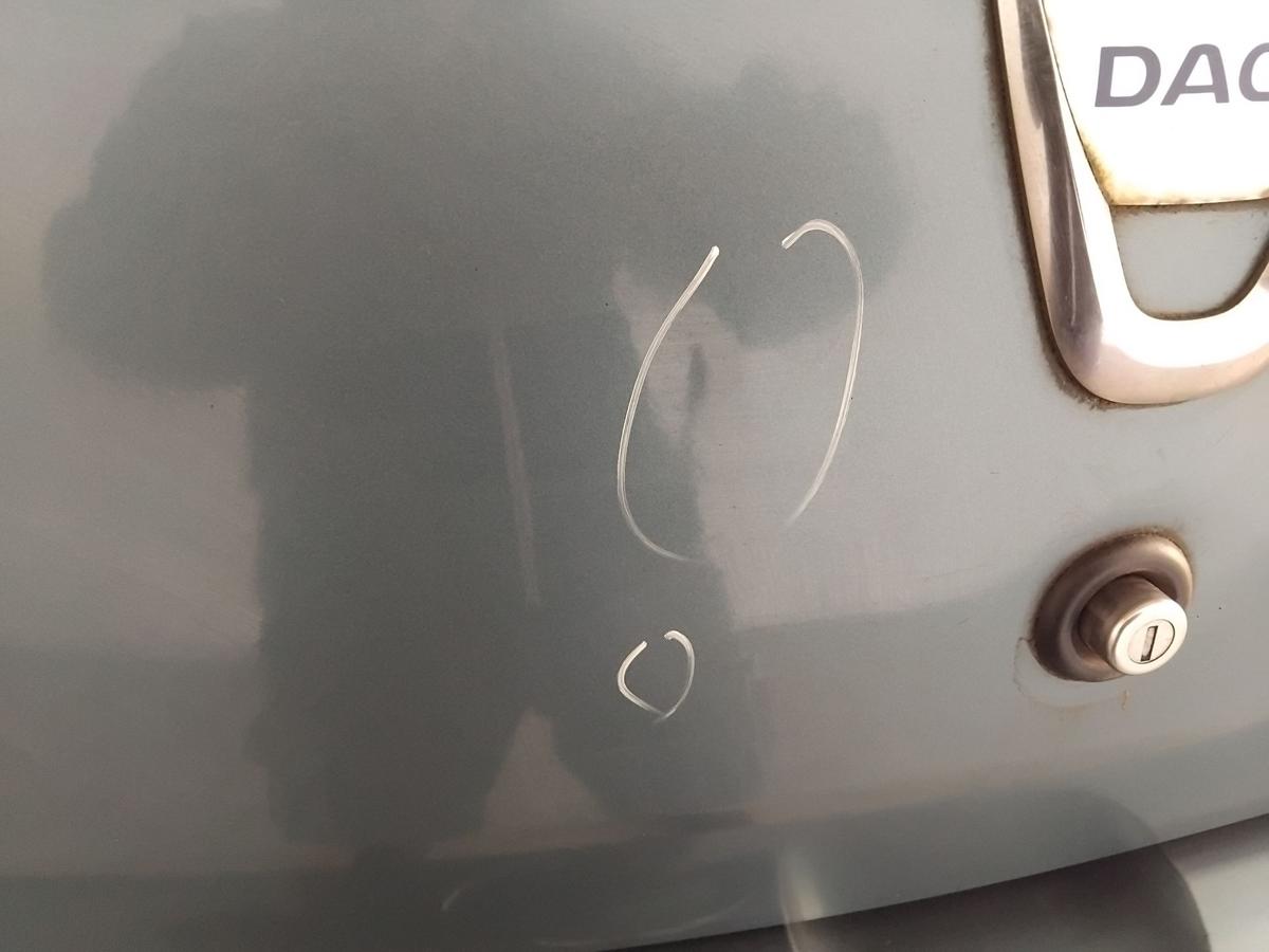 Dacia Sandero 1 original Heckklappe blaumetallic TERNF mit Heckscheibe BJ2009