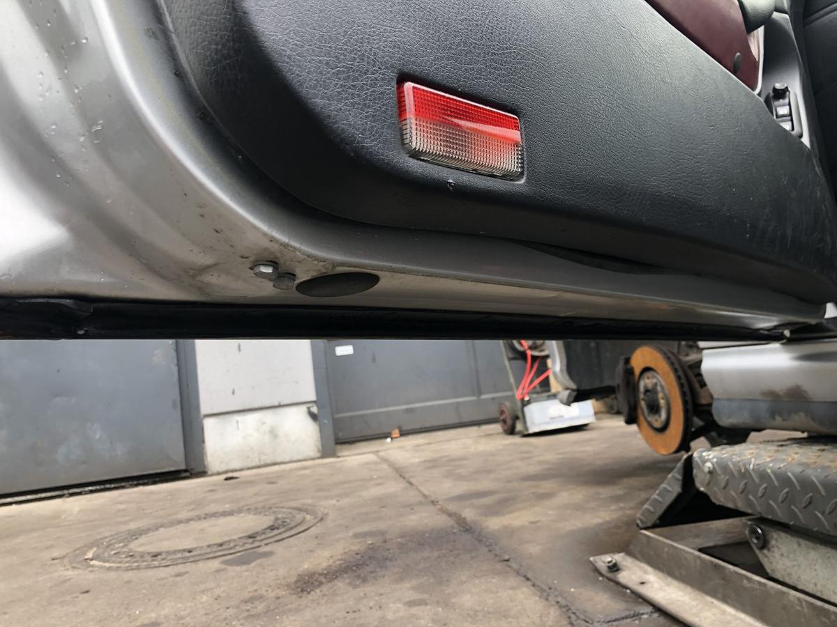 Peugeot 406 Coupe original Tür links Fahrer Thalliumgrau Bj 2002