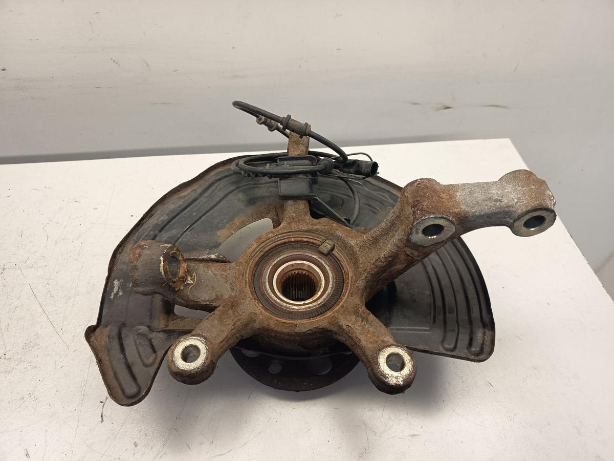Mercedes W246 original Achschenkel vorn rechts mit Radlager Beifahrer Bj 2014