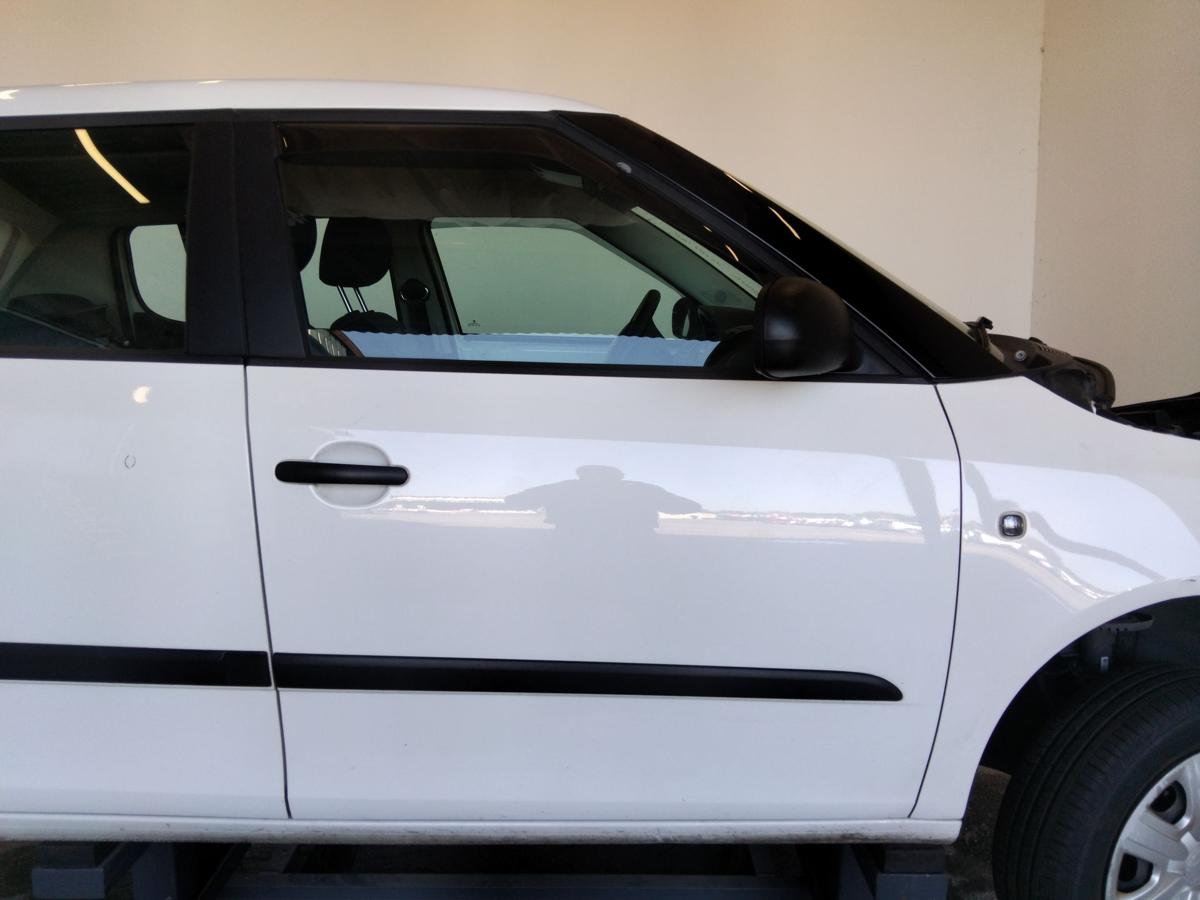 Skoda Fabia 2 5J Facelift Tür vorn rechts Beifahrertür candyweiss 1026 BJ2011