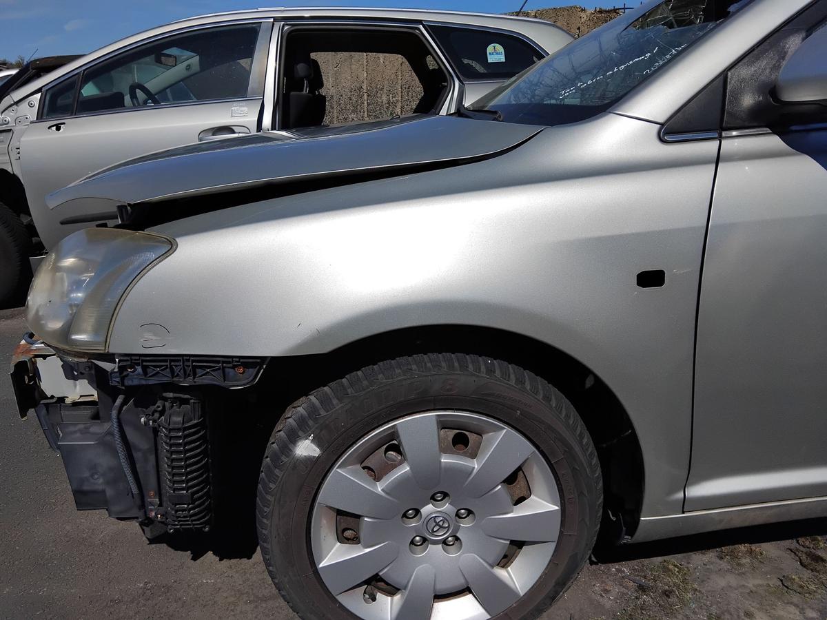 Toyota Avensis T25 orig Kotfl&uuml;gel vorn links BJ2005 Version mit Blinker silber 1C0