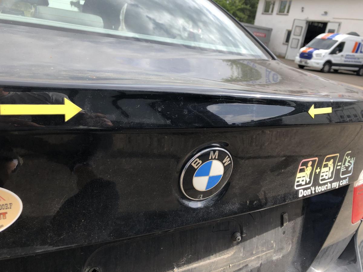 BMW 3er E90 Heckklappe Limo Heckdeckel Kofferklappe schwarz II 668