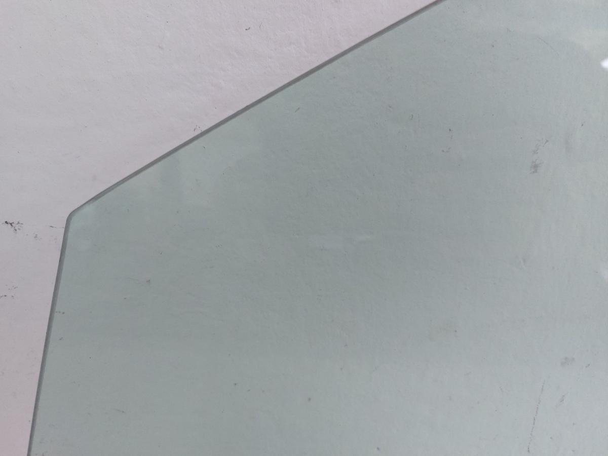 VW Polo 9N3 T&uuml;rscheibe vorn links Fahrert&uuml;r Scheibe nur 5 t&uuml;rer Colorglas