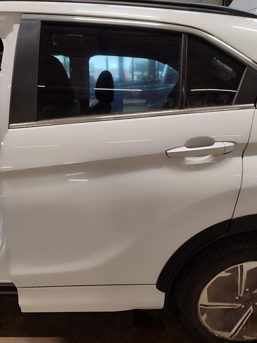 Mitsubishi Eclipse Cross original T&uuml;r hinten links W85 White Facelift ab 03/2021