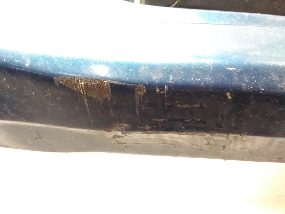 Nissan Almera Tino original Stoßfänger Stoßstange vorn blaumetallic Z01 Bj.2002