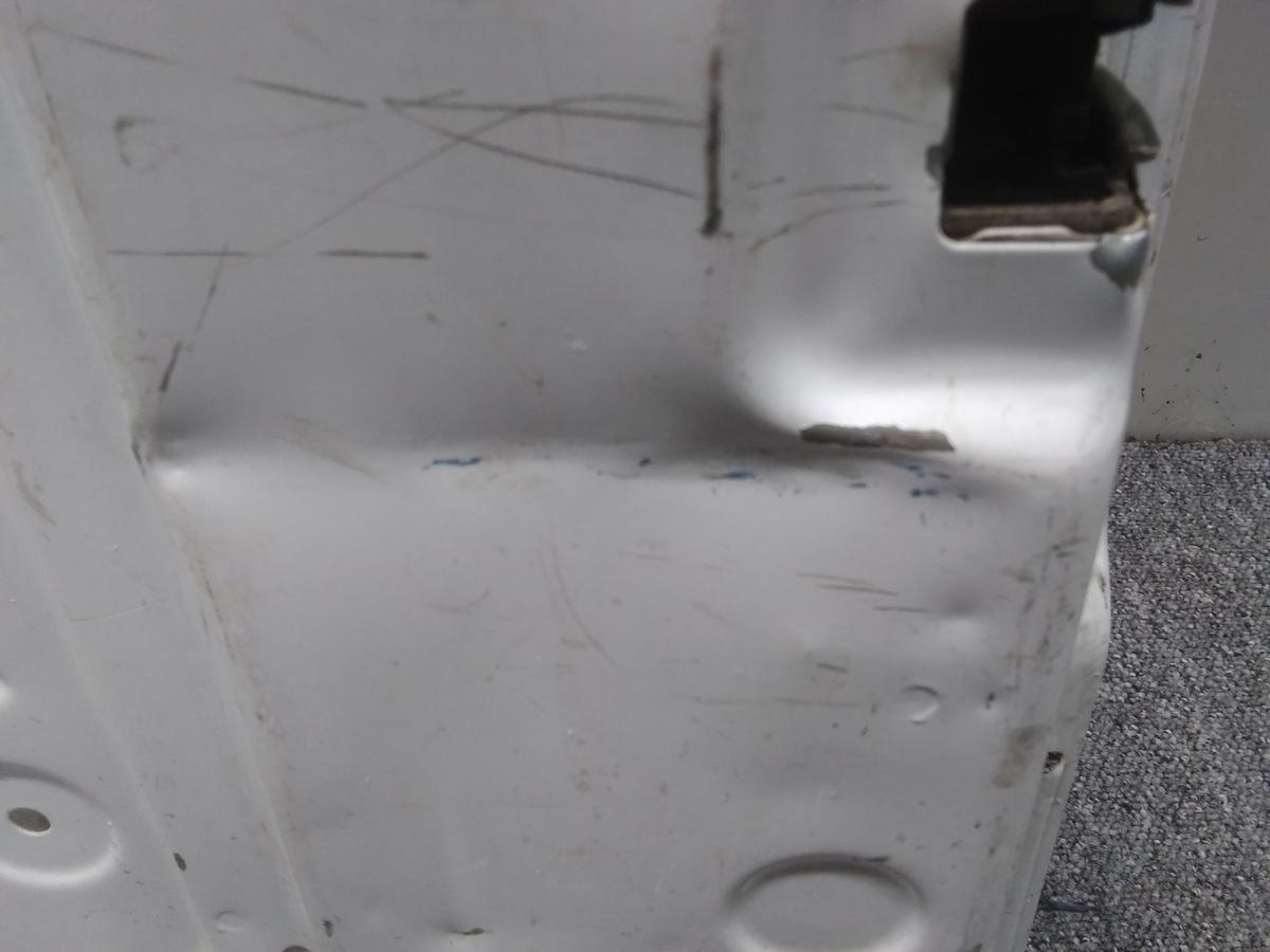 Mercedes Sprinter 906 Hecktür Heckflügeltür rechts Hochdach beschädigt Bj.2015