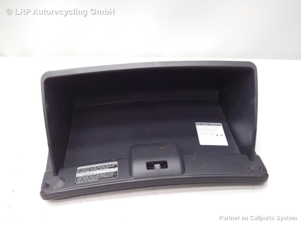 Toyota Corolla E12 Baujahr 2003 Handschuhfach Schwarz Produktion GB 5555102060