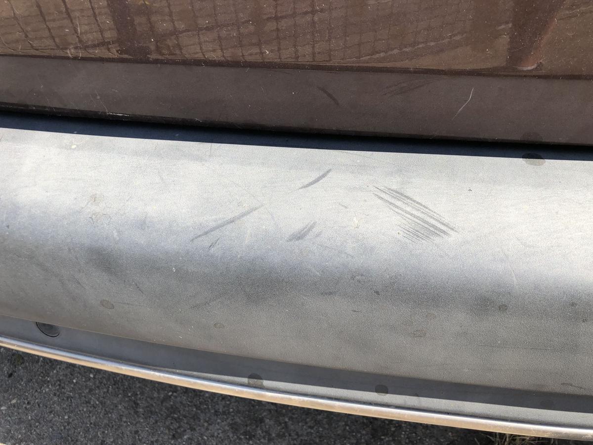 Peugeot 2008 I CU Stoßfänger hinten Heckschürze mit PDC ETV BRaun Makaha