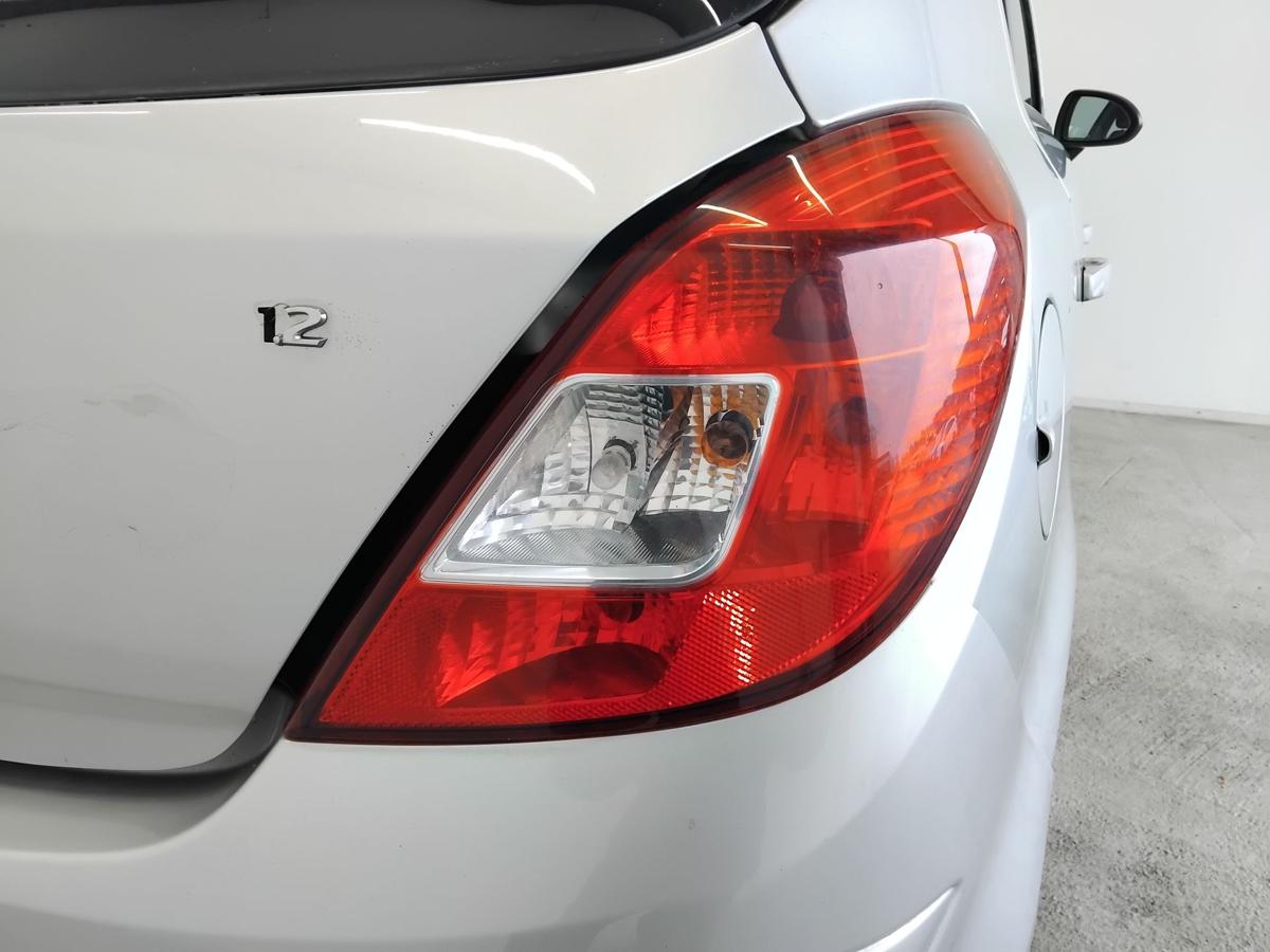 Opel Corsa D original Rückleuchte Heckleuchte rechts 5-Türer BJ2006