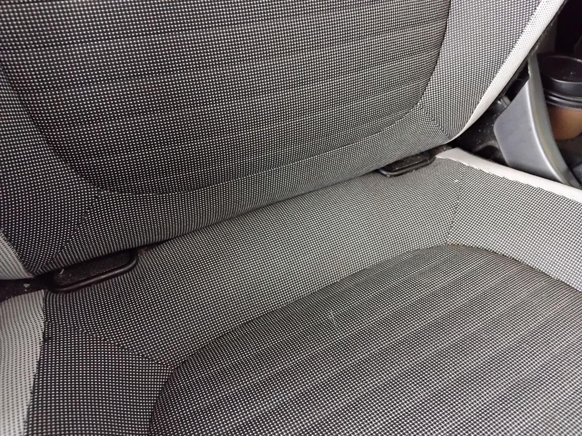 Renault Twingo 3 orig Sitz vorn rechts Beifahrersitz Stoff grau beheizt BJ2018