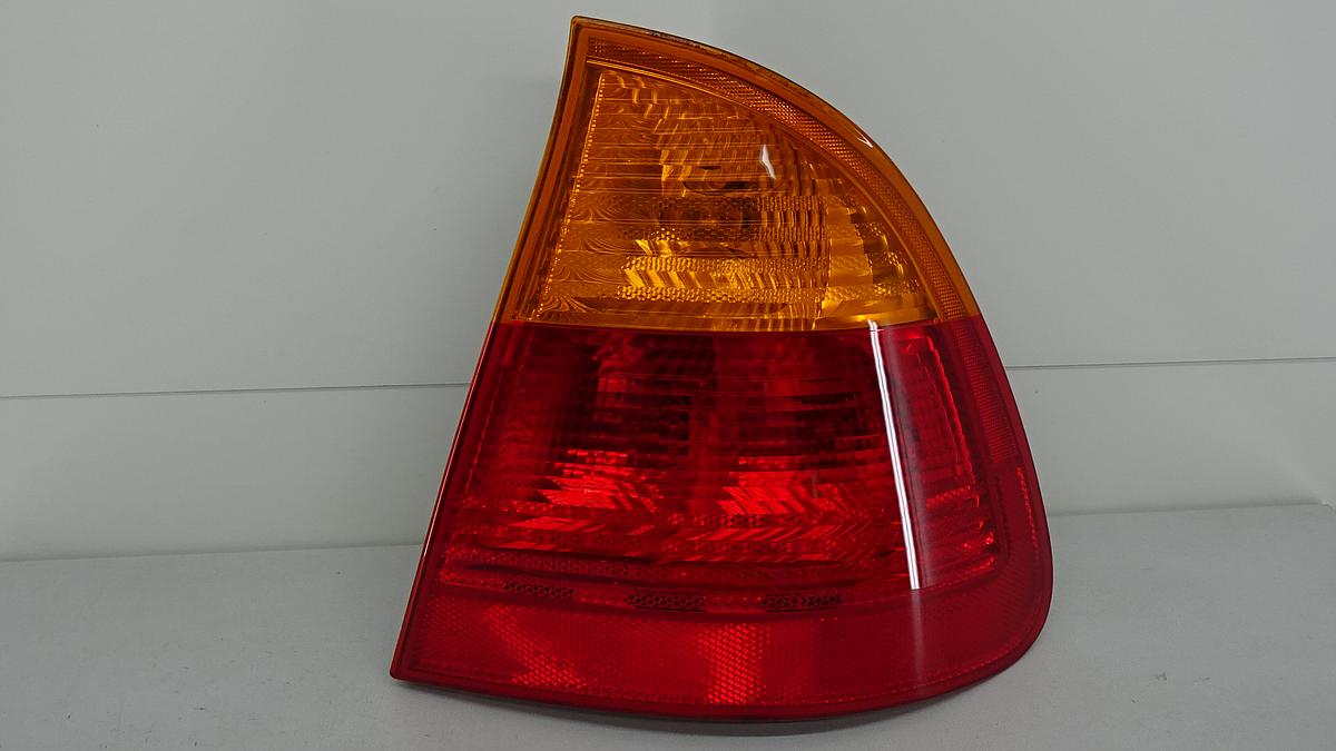 BMW 3er E46 Touring Rückleuchte Rücklicht außen rechts 63217165880