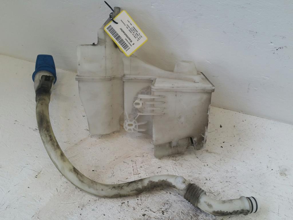 Waschbehälter mit einer Pumpe Waschwasserbehälter Wischwassertank VW T5 7H