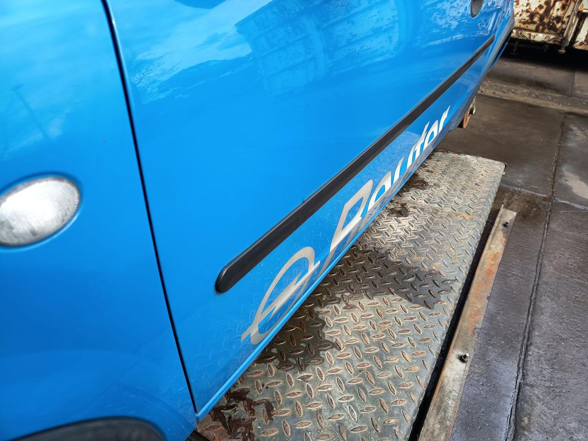 Opel Corsa C 3t&uuml;rer original T&uuml;r links Fahrer Z20A Arubablau Bj 2001