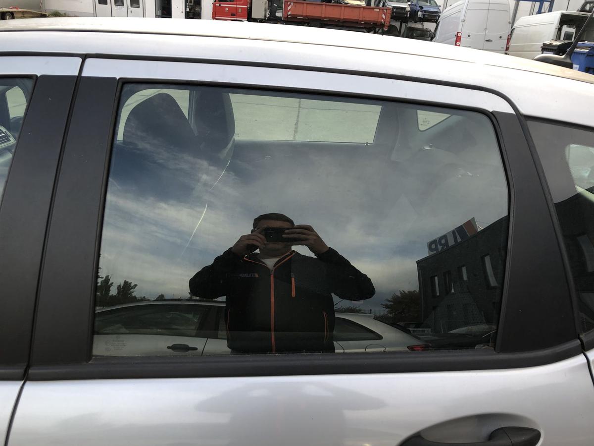 Mercedes A Klasse W169 bis 08 Türscheibe hinten links Fondtürscheibe Colorglas