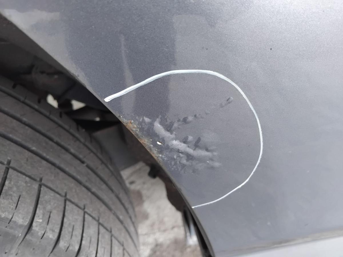 Mazda CX-7 ER T&uuml;r hinten rechts graumetallic M&auml;ngel BJ2008