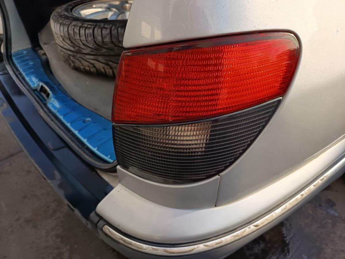 Peugeot 406 Break original R&uuml;ckleuchte rechts Heck Schluss Licht Bj 2003