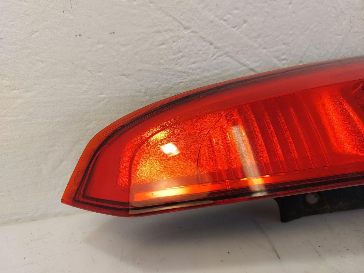 Ford Fiesta JH1 Rückleuchte Schlussleuchte Rücklicht hinten rechts 5 Türer ab 05