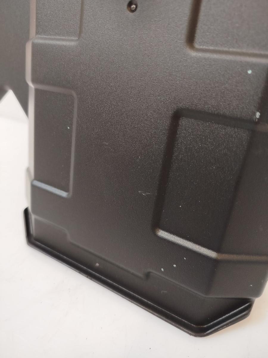 Mitsubishi Eclipse Cross GK0 ab21 Abdeckung Verkleidung Endstufe Audioverst&auml;rker