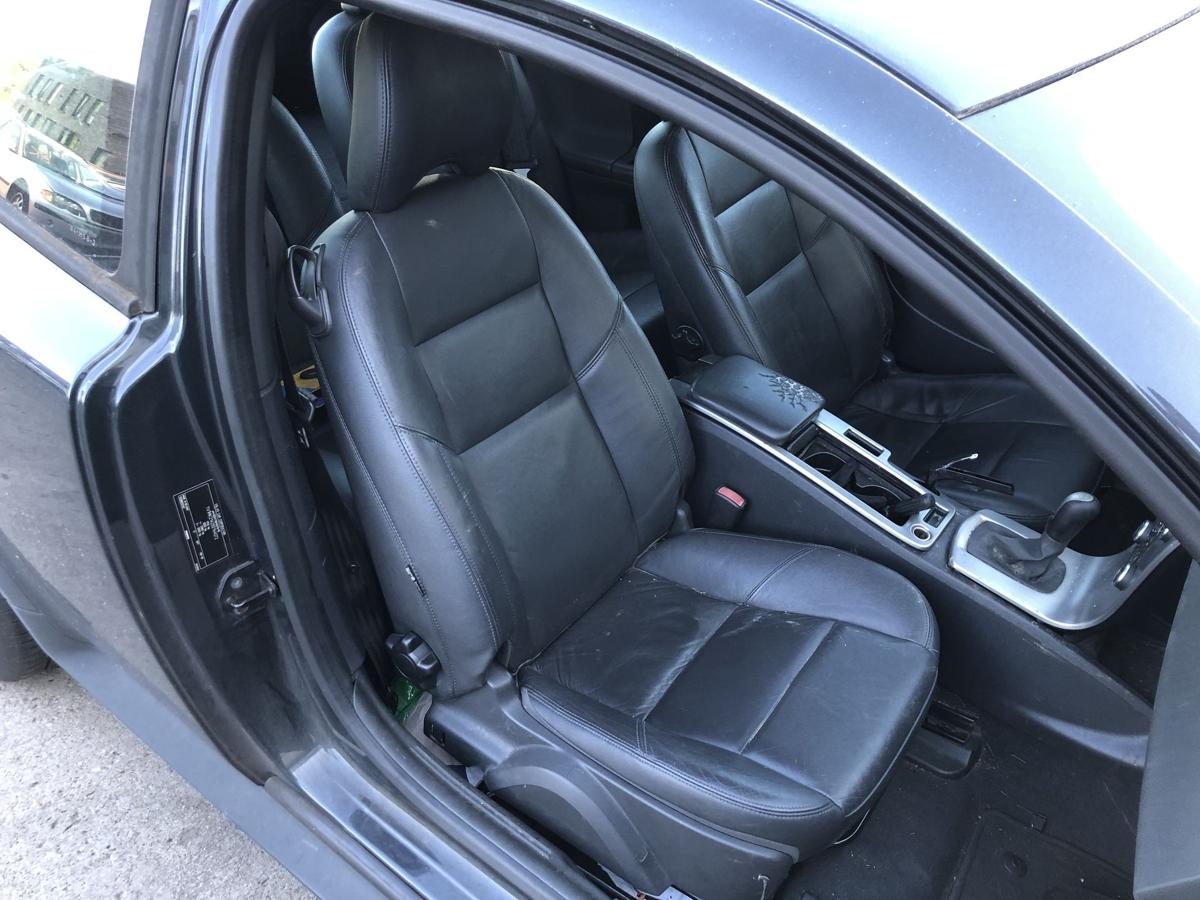 Volvo C30 Typ M Sitz vorn rechts Beifahrersitz Leder Ledersitz ohne Heizung