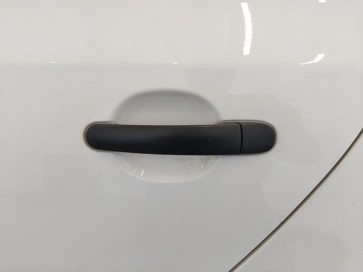 Skoda Fabia 2 Tür hinten links Limo Fließheck candyweiss 1026 BJ2011