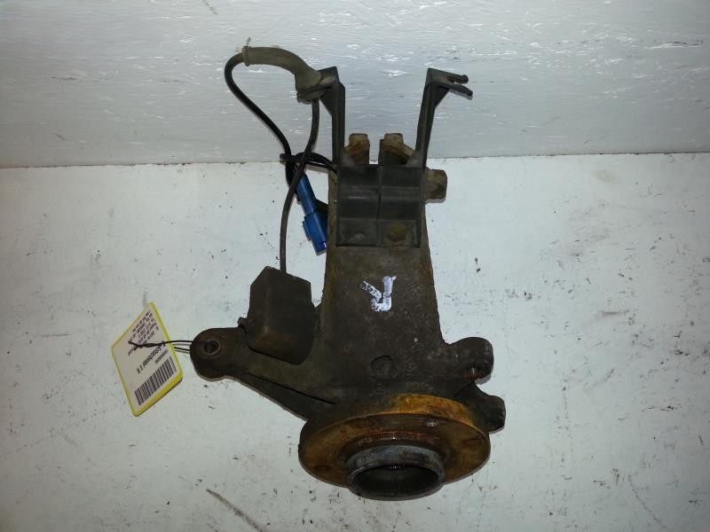 Peugeot 206 Bj 03 Achsschenkel Radlagergeh&auml;use vorn rechts 1,4 55kw ABS