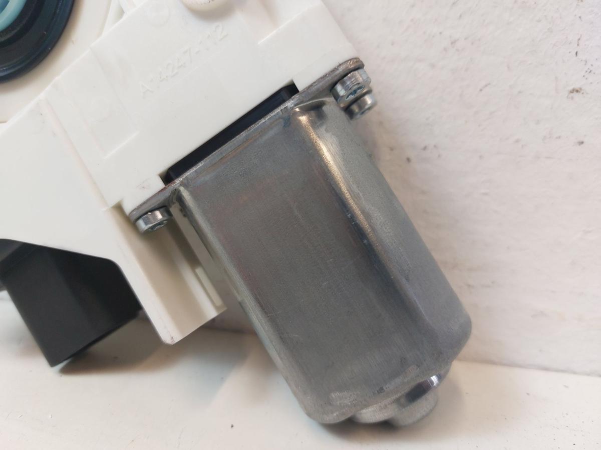 Tesla Model Y Juniper Fensterhebermotor Motor Fensterheber vorn rechts OEM