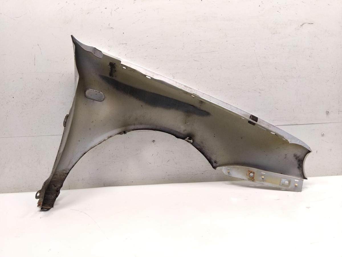 VW Golf 4 1J original Kotfl&uuml;gel vorn links LB7Z Satinsilber Metallic BJ2000