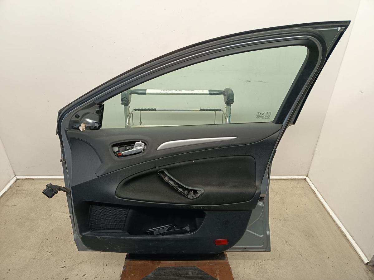 Ford Mondeo IV Kombi original T&uuml;r vorne rechts Cosmicsilber Baujahr 2007