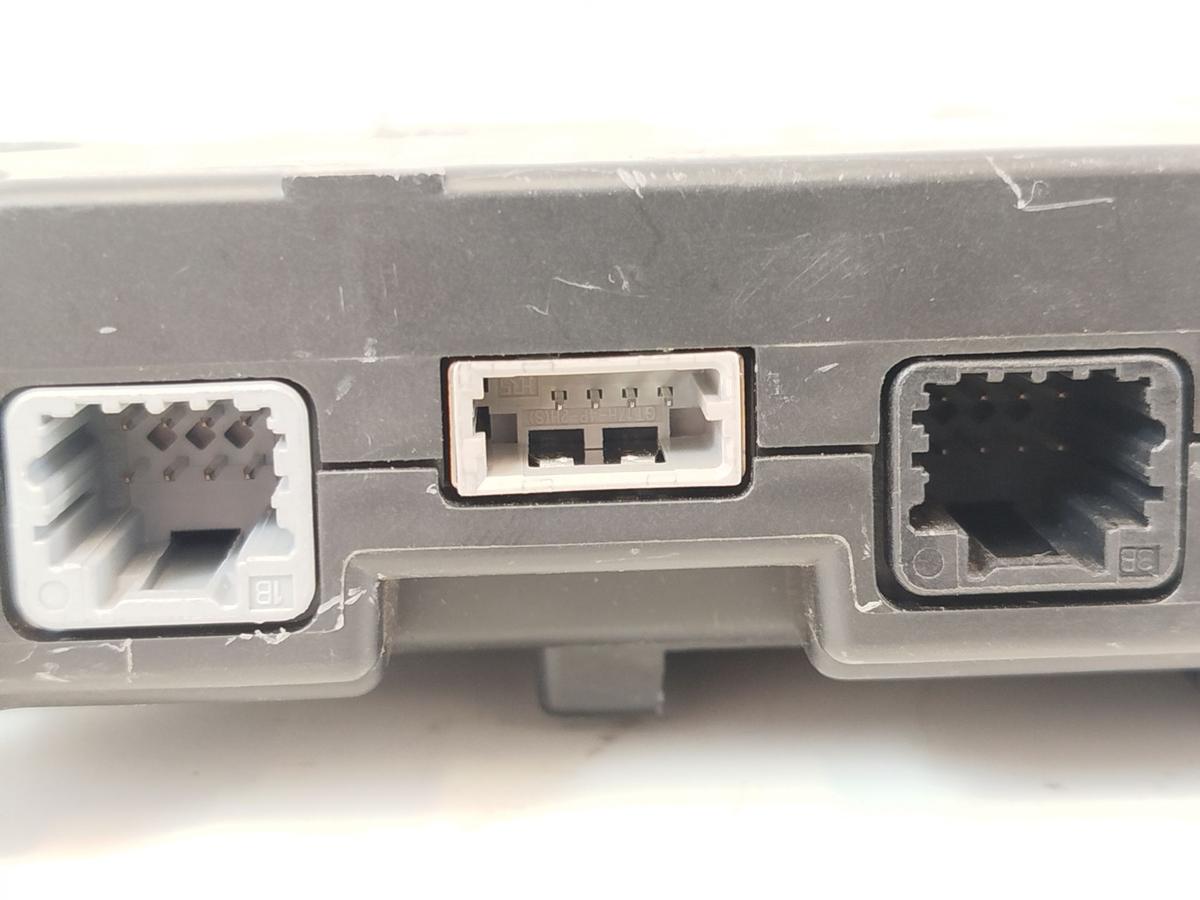 Renault Twingo 2 ab 2012 Steuerger&auml;t Audio Radio 280246043RB S180072001