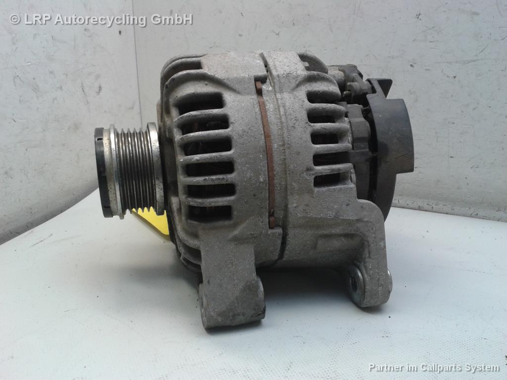 Opel Corsa D BJ2010 original Lichtmaschine Generator 120A 0124425087 BOSCH 1.4 64kw A14XER