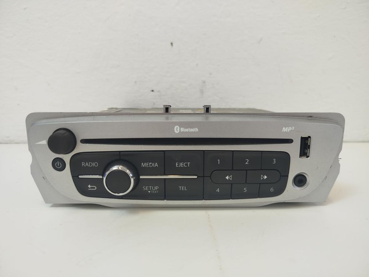 Renault Megane III 3 Radio Autoradio mit USB und Bluetooth Multimediaeinheit OEM