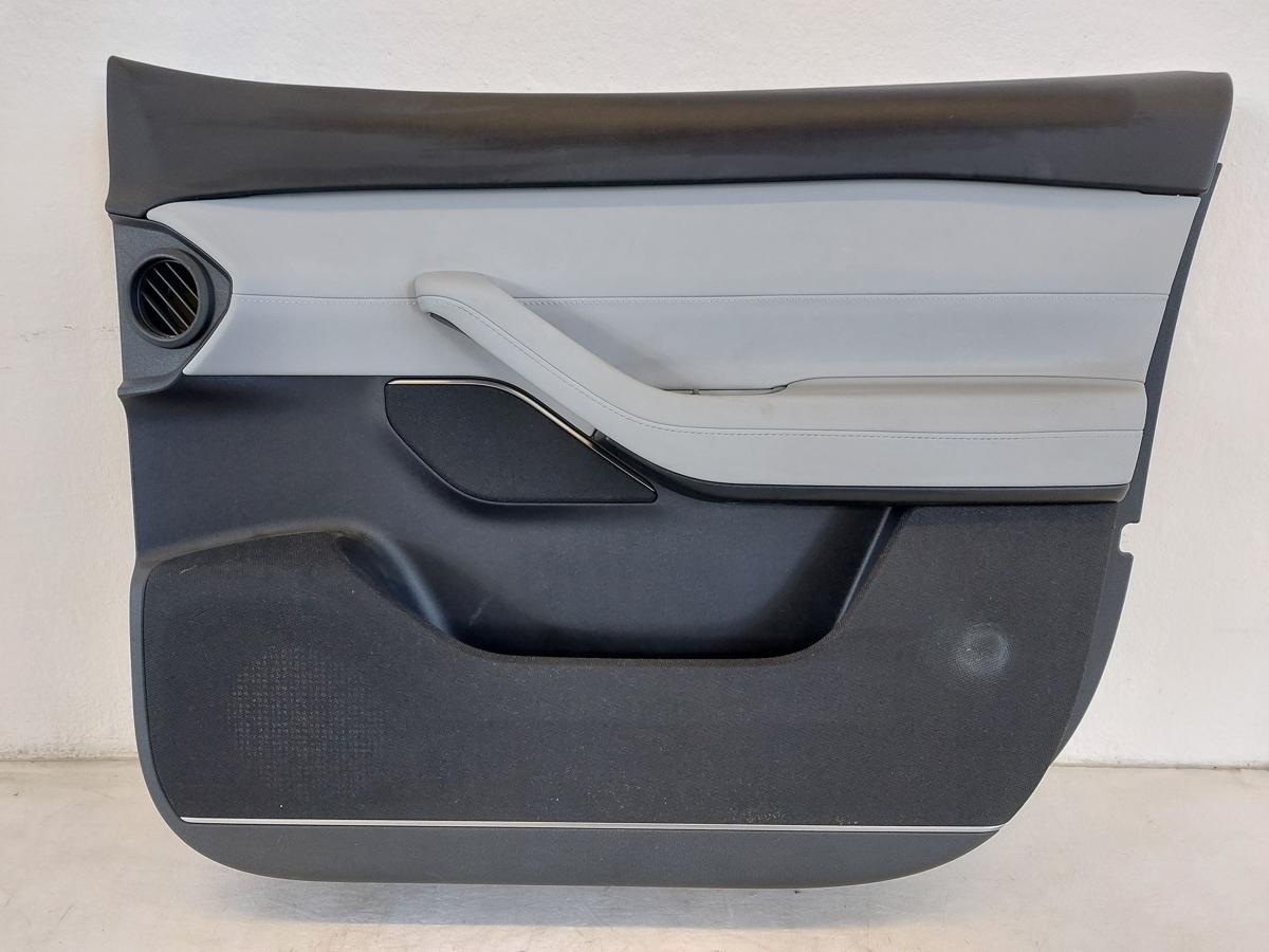 NIO EL6 Elektro SUV T&uuml;rverkleidung vorn rechts Innenverkleidung Beifahrerseite