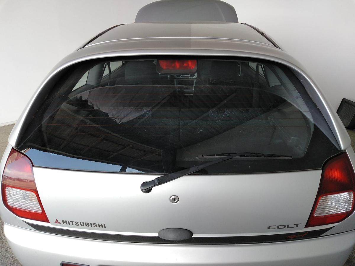 Mitsubishi Colt CJ0 Heckklappe silber A69 mit Heckscheibe und Spoiler Bj.1999