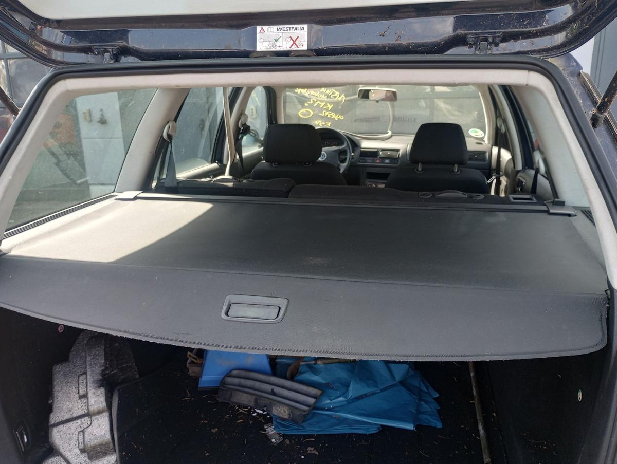 VW Golf VI 4 Variant orig Laderaum Rollo Kofferraum Abdeckung Bj 2000