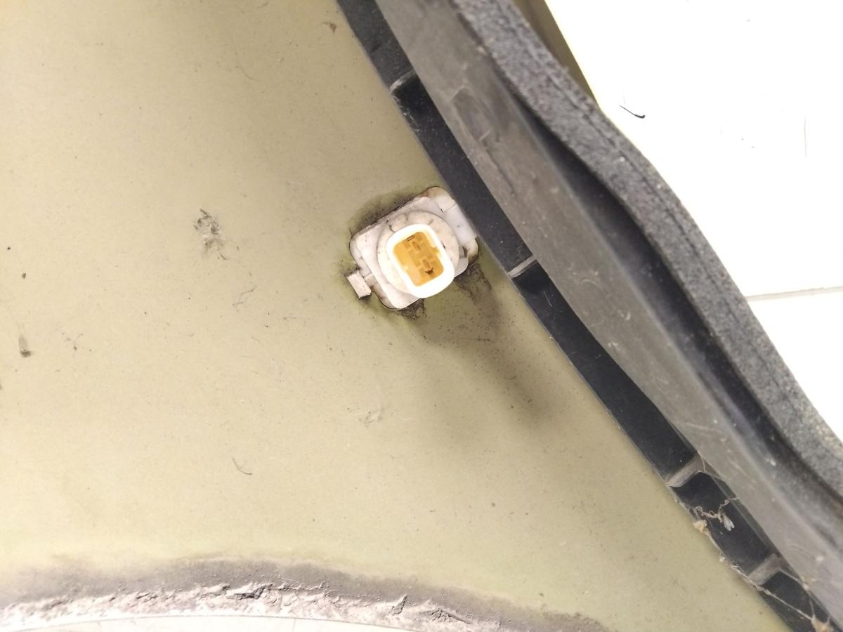 Chevrolet Spark M300 original Kotfl&uuml;gel vorn rechts Gr&uuml;nmetallic GJT BJ2012