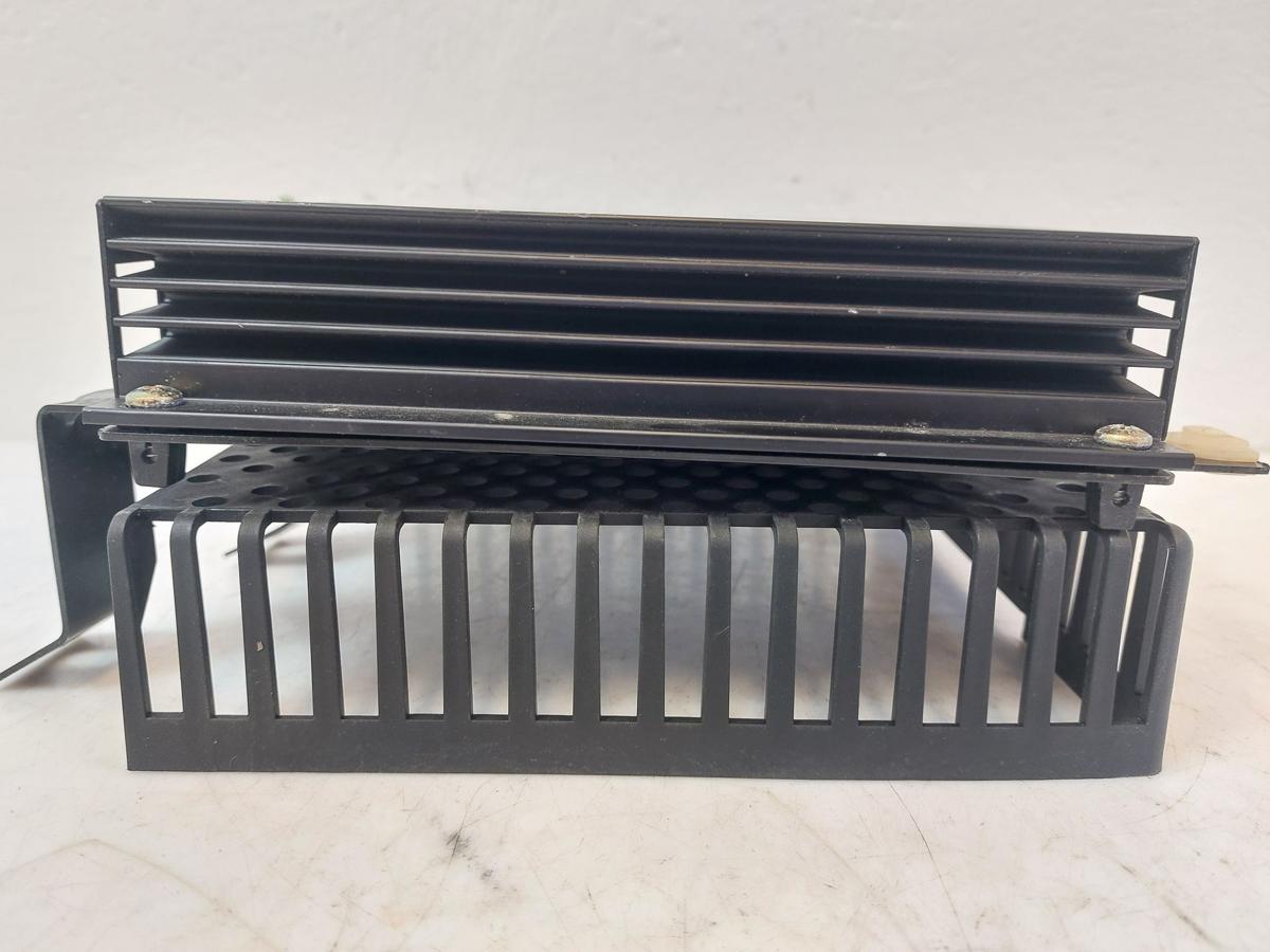 VW Golf 3 Cabrio DSP Audioverstärker Verstärker Endstufe Soundsystem Nokia