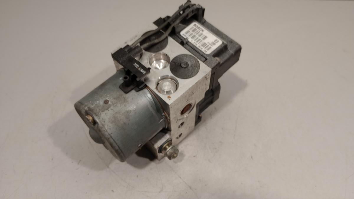 Opel Tigra A orig ABS Steuergerät Hydraulik Block Bosch 0273004138 Bj 1998