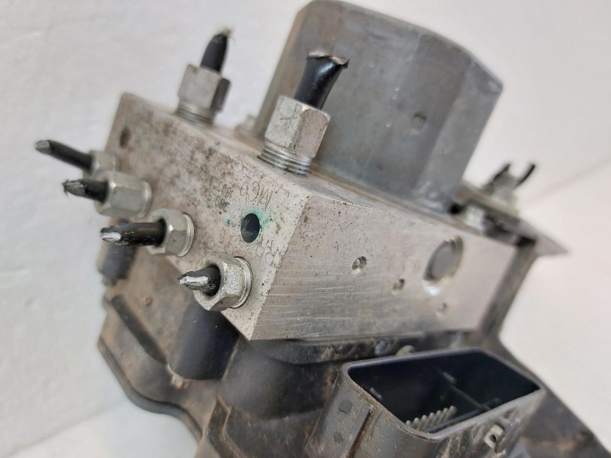 Nissan Qashqai J11 ABS Hydroaggregat Block Pumpe mit Steuerteil ESP OEM