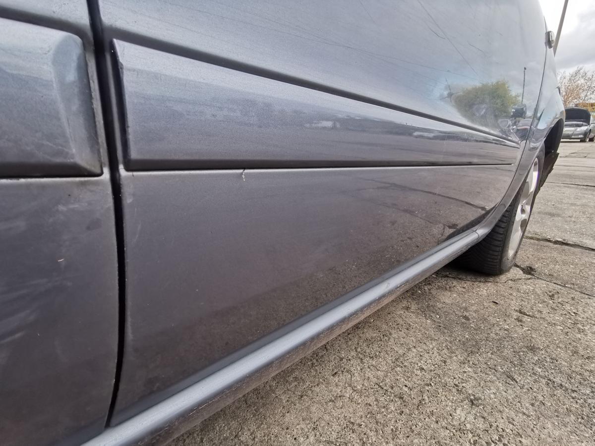 Opel Zafira B Beifahrertür Tür Autotür Rohbau vorn rechts Z155 Moonland grau met